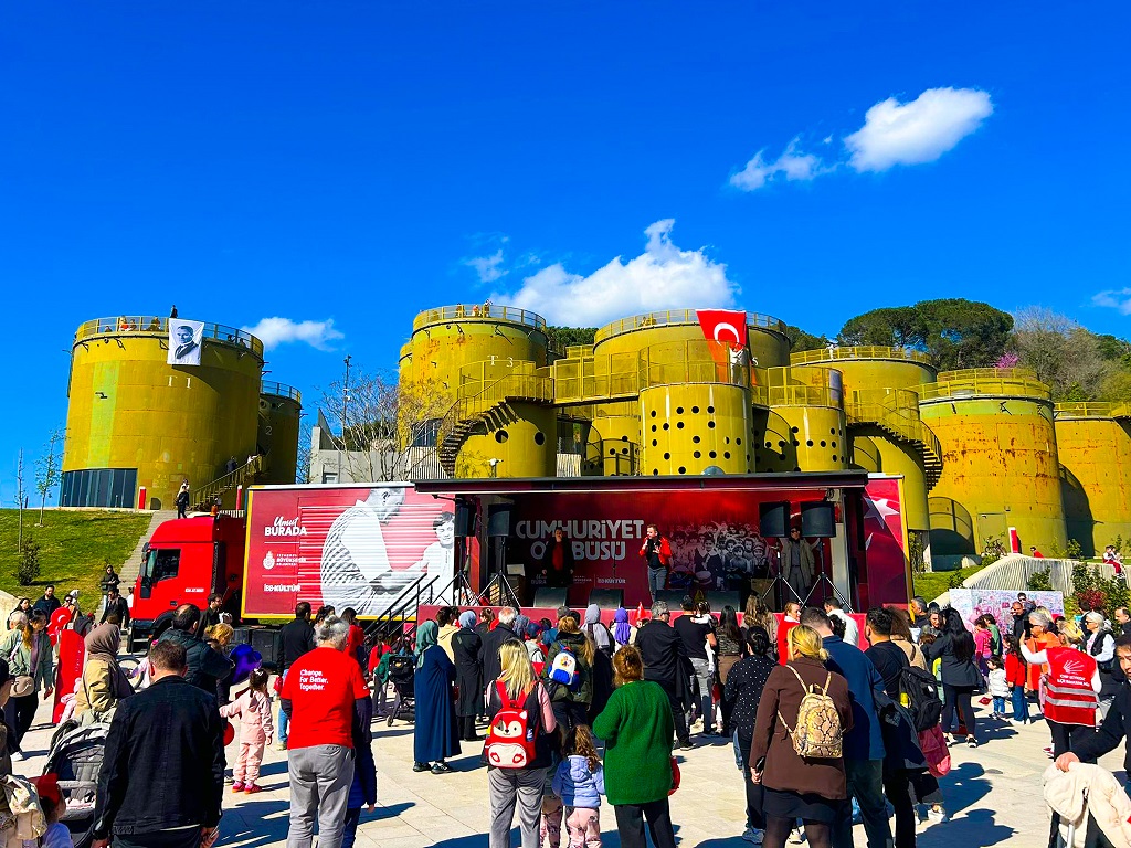 �stanbul B�y�k�ehir Belediyesi - 23 Nisan Cumhuriyet T�r�